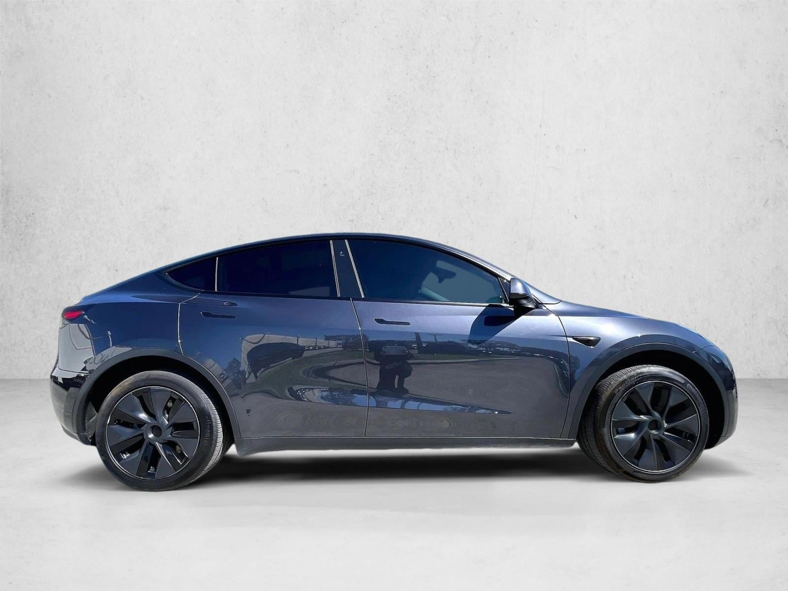 2025 Tesla Model Y Long Range