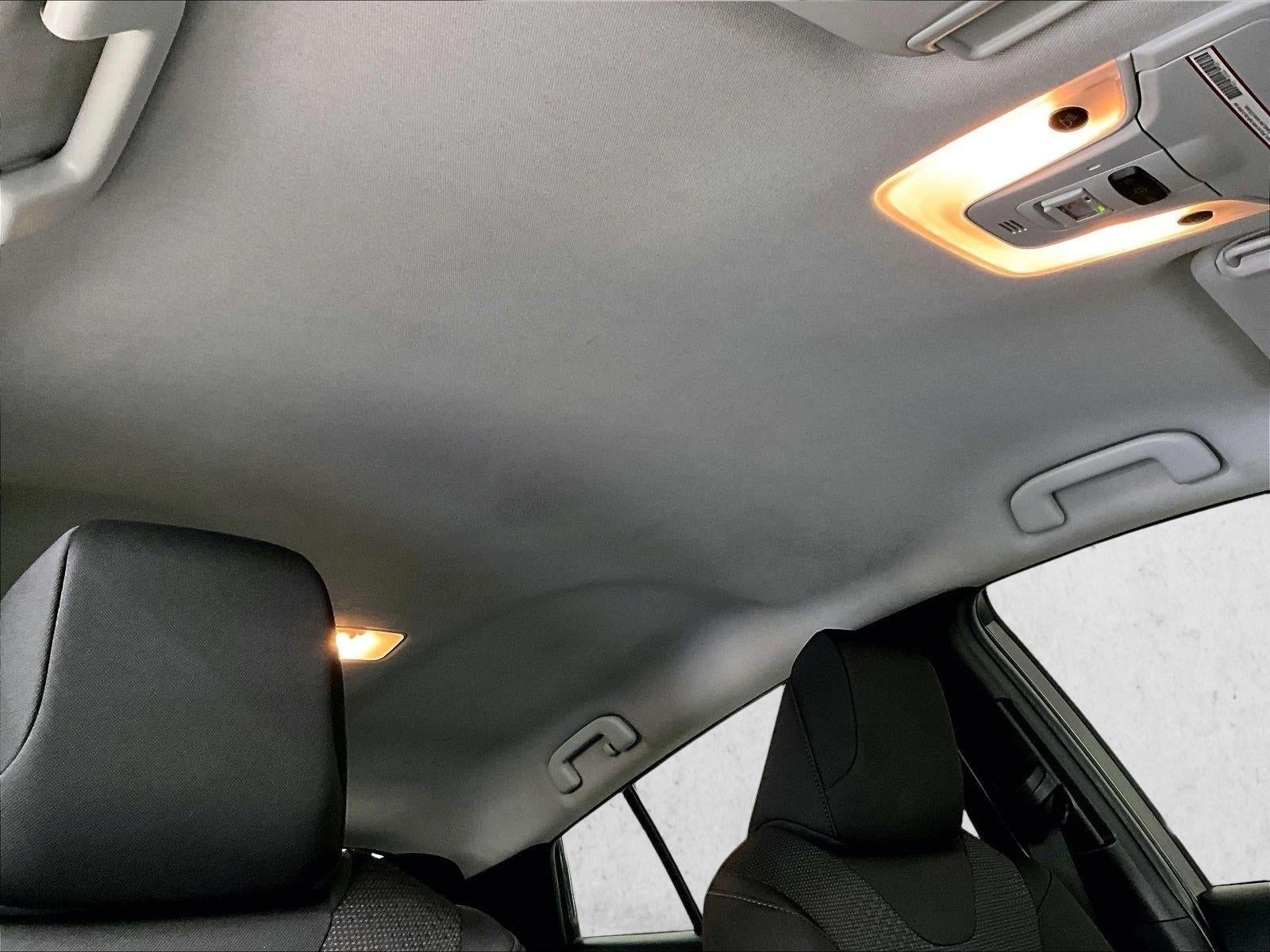 2021 Toyota Prius L Eco