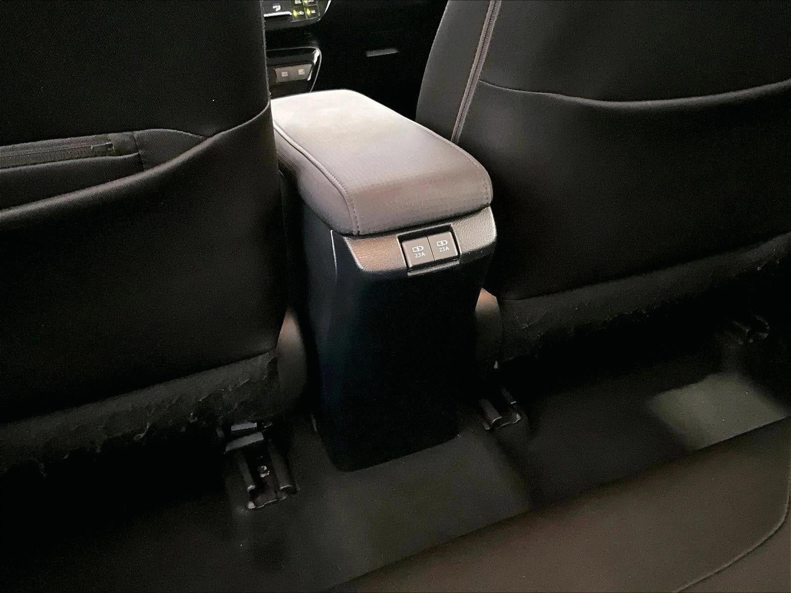 2021 Toyota Prius L Eco