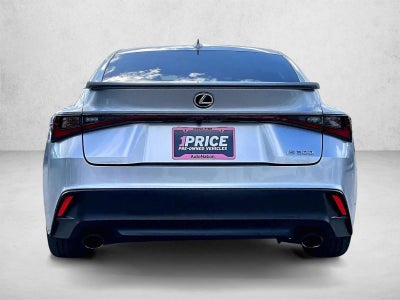 2022 Lexus IS 