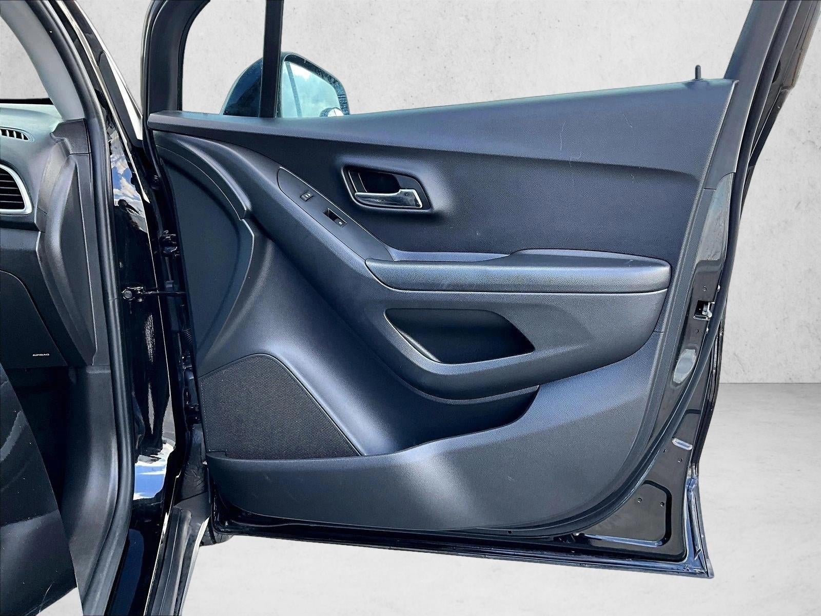 2022 Chevrolet Trax LS