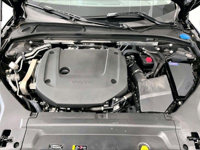 2025 Volvo V90 Cross Country Plus, B6 AWD Gas (mild hybrid)