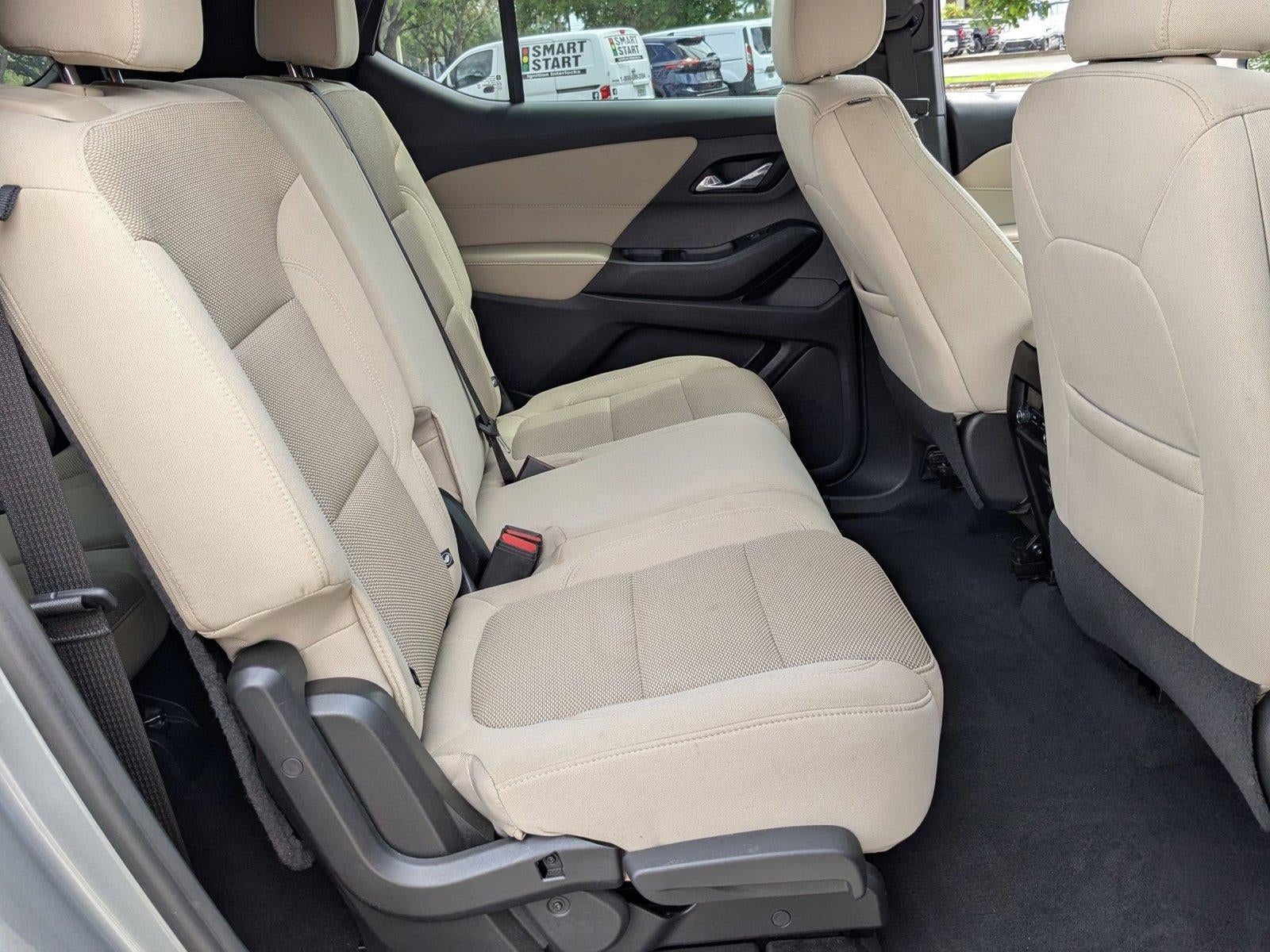 2023 Chevrolet Traverse LS