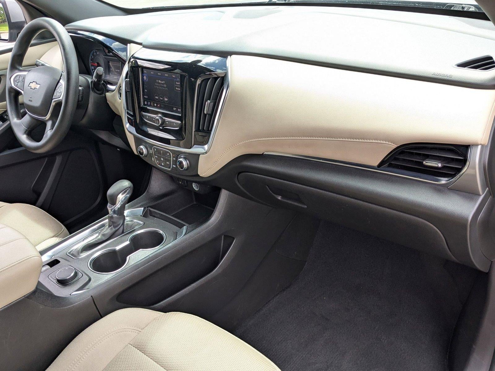 2023 Chevrolet Traverse LS