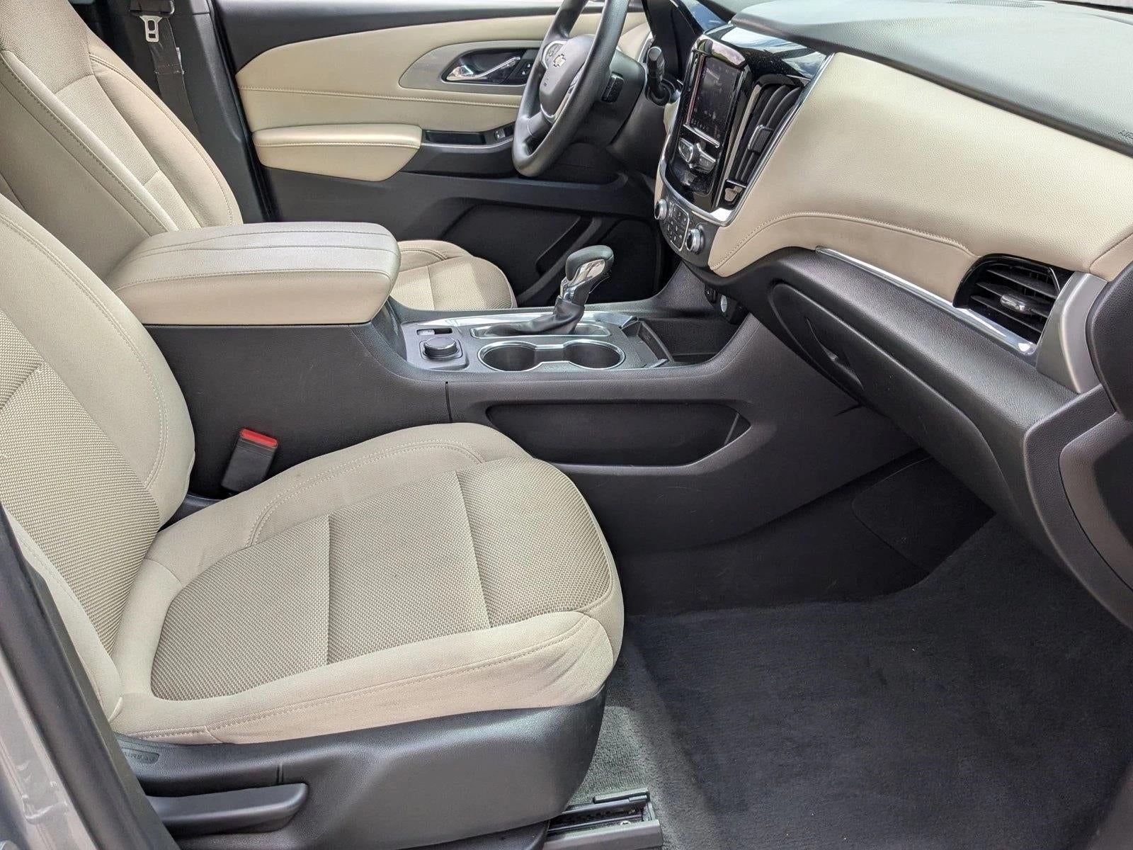 2023 Chevrolet Traverse LS