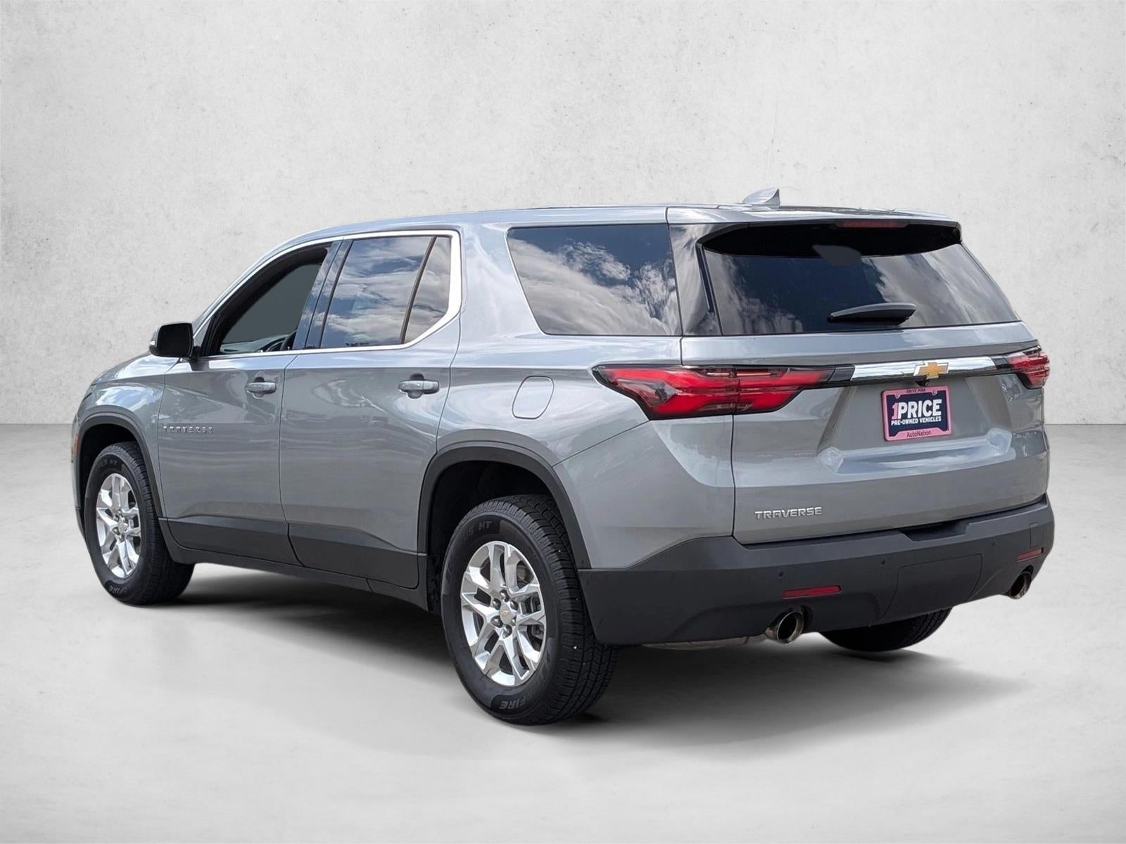 2023 Chevrolet Traverse LS