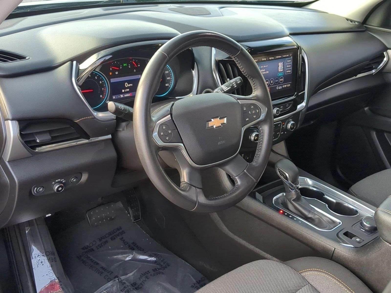 2021 Chevrolet Traverse LT Cloth