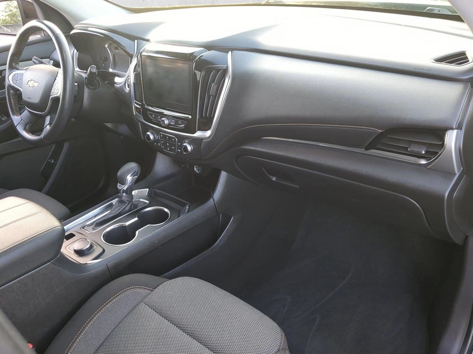 2021 Chevrolet Traverse LT Cloth