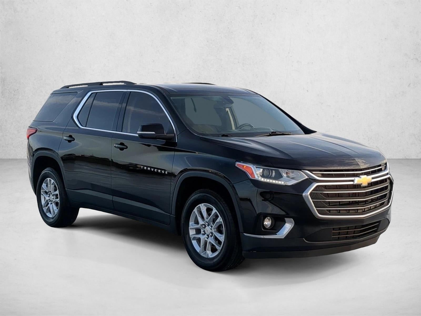 2021 Chevrolet Traverse LT Cloth