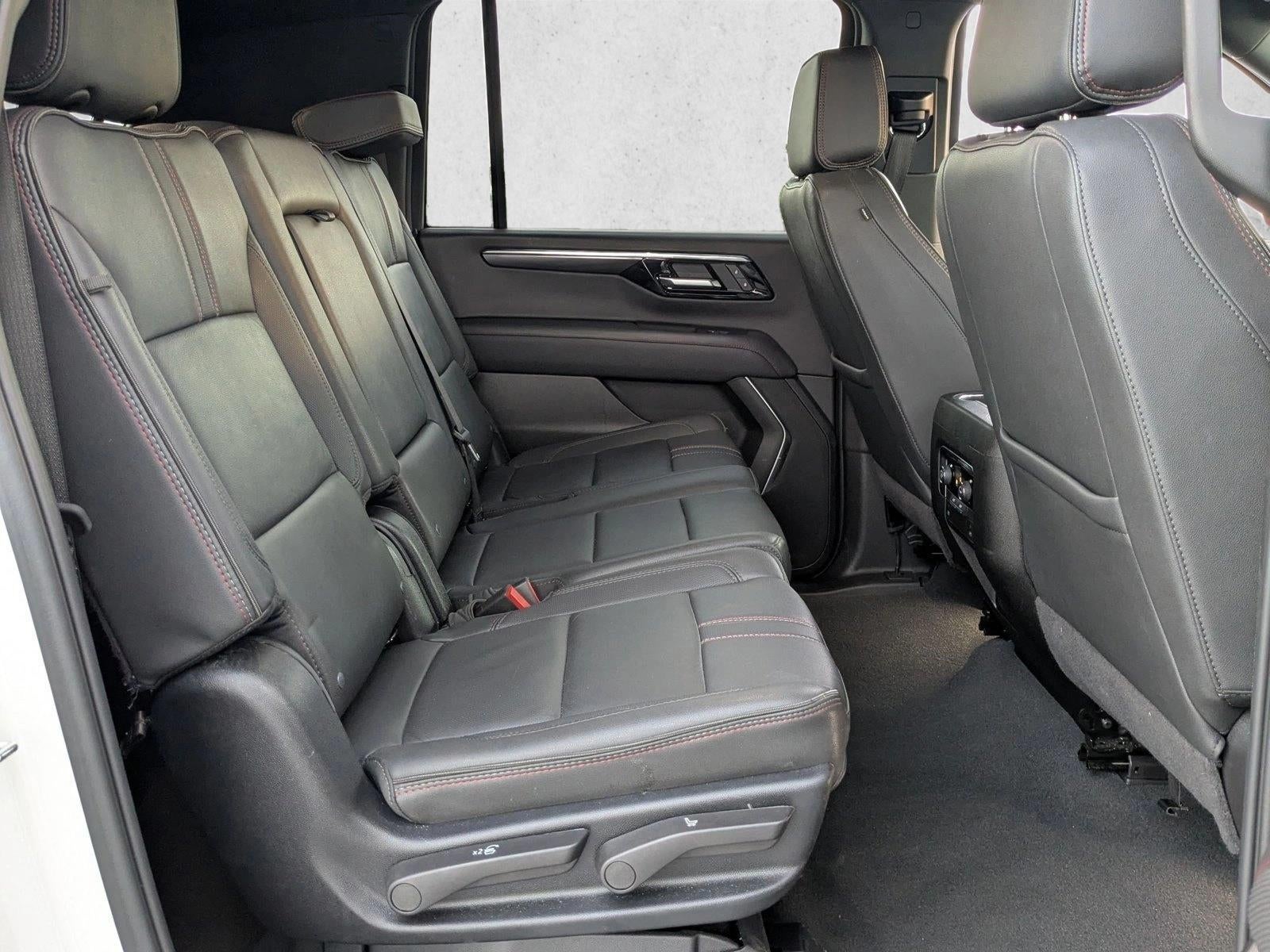 2025 Chevrolet Suburban RST