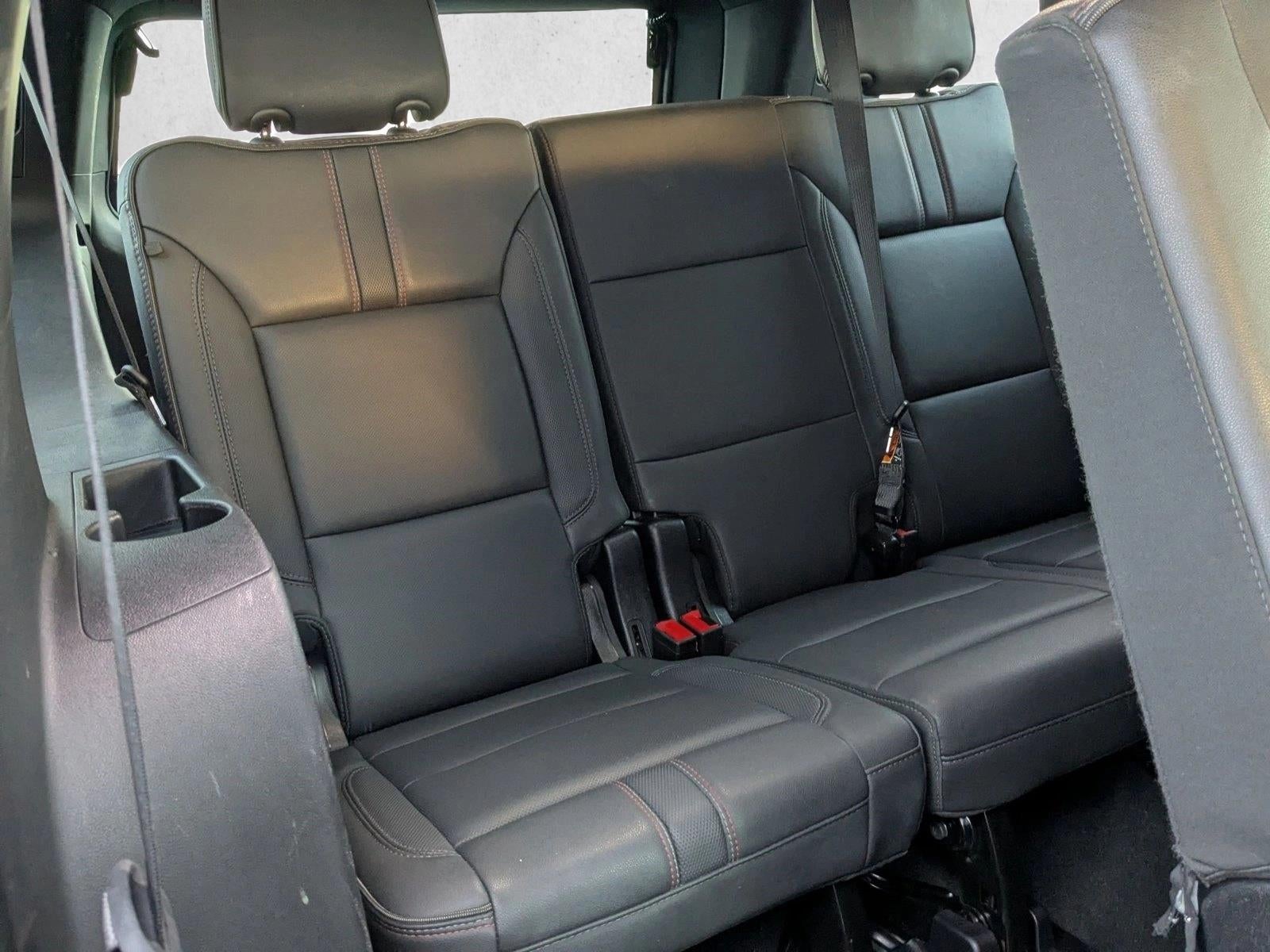 2025 Chevrolet Suburban RST