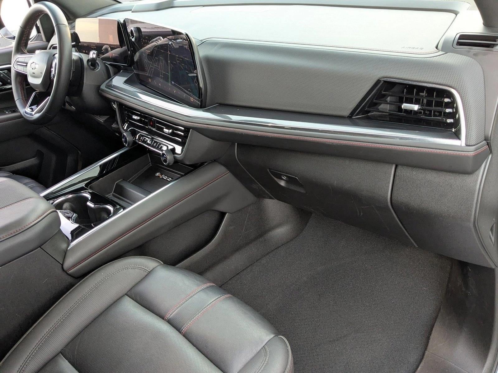 2025 Chevrolet Suburban RST