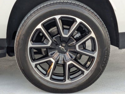 2025 Chevrolet Suburban RST