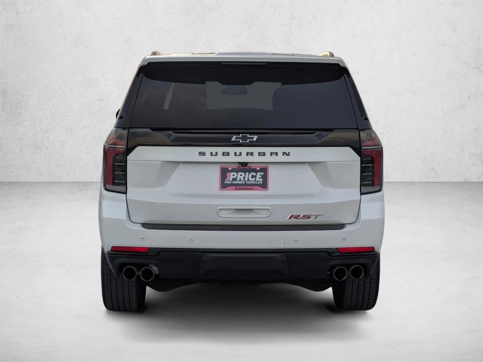 2025 Chevrolet Suburban RST