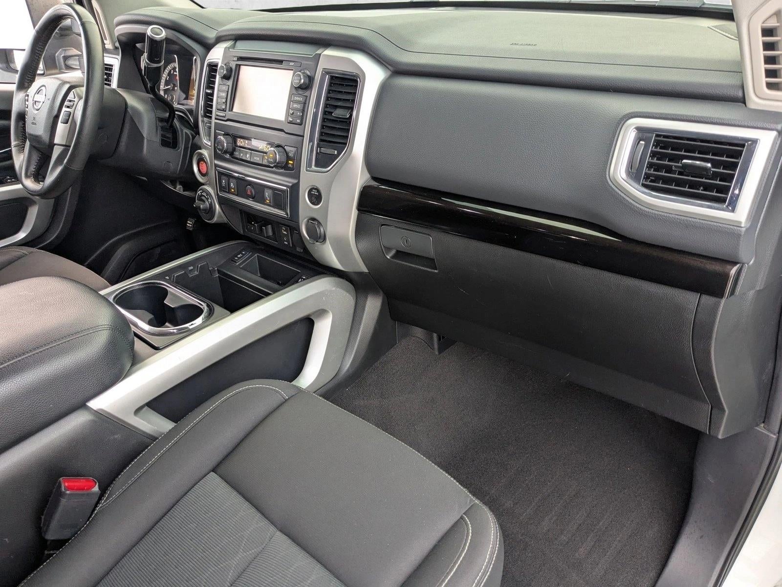 2018 Nissan TITAN SV