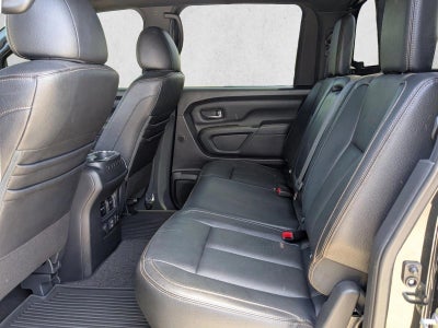 2019 Nissan TITAN SL