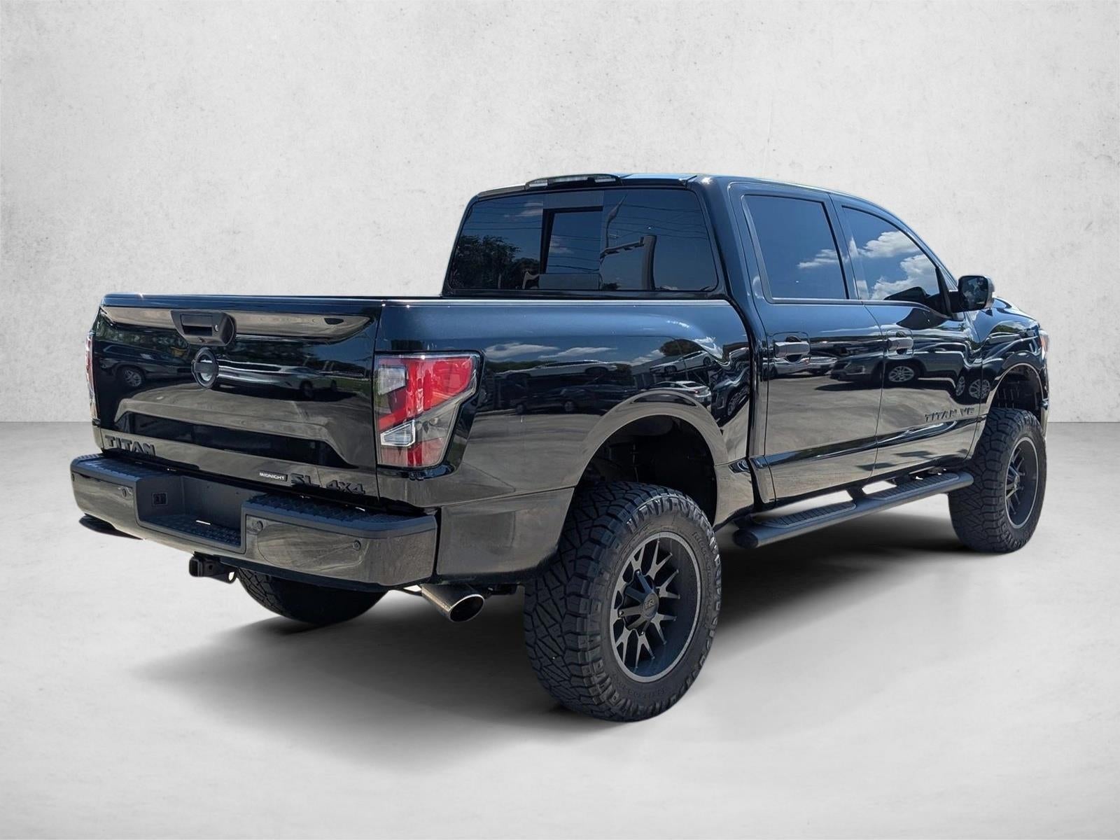 2019 Nissan TITAN SL