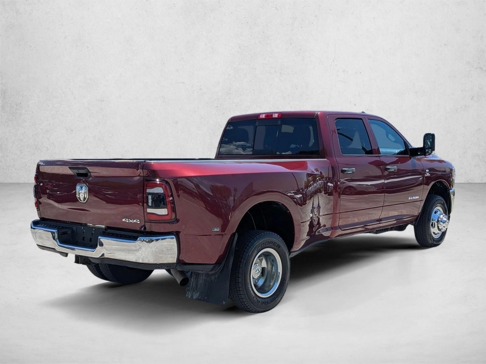2021 RAM 3500 Tradesman Crew Cab 4x4 8' Box