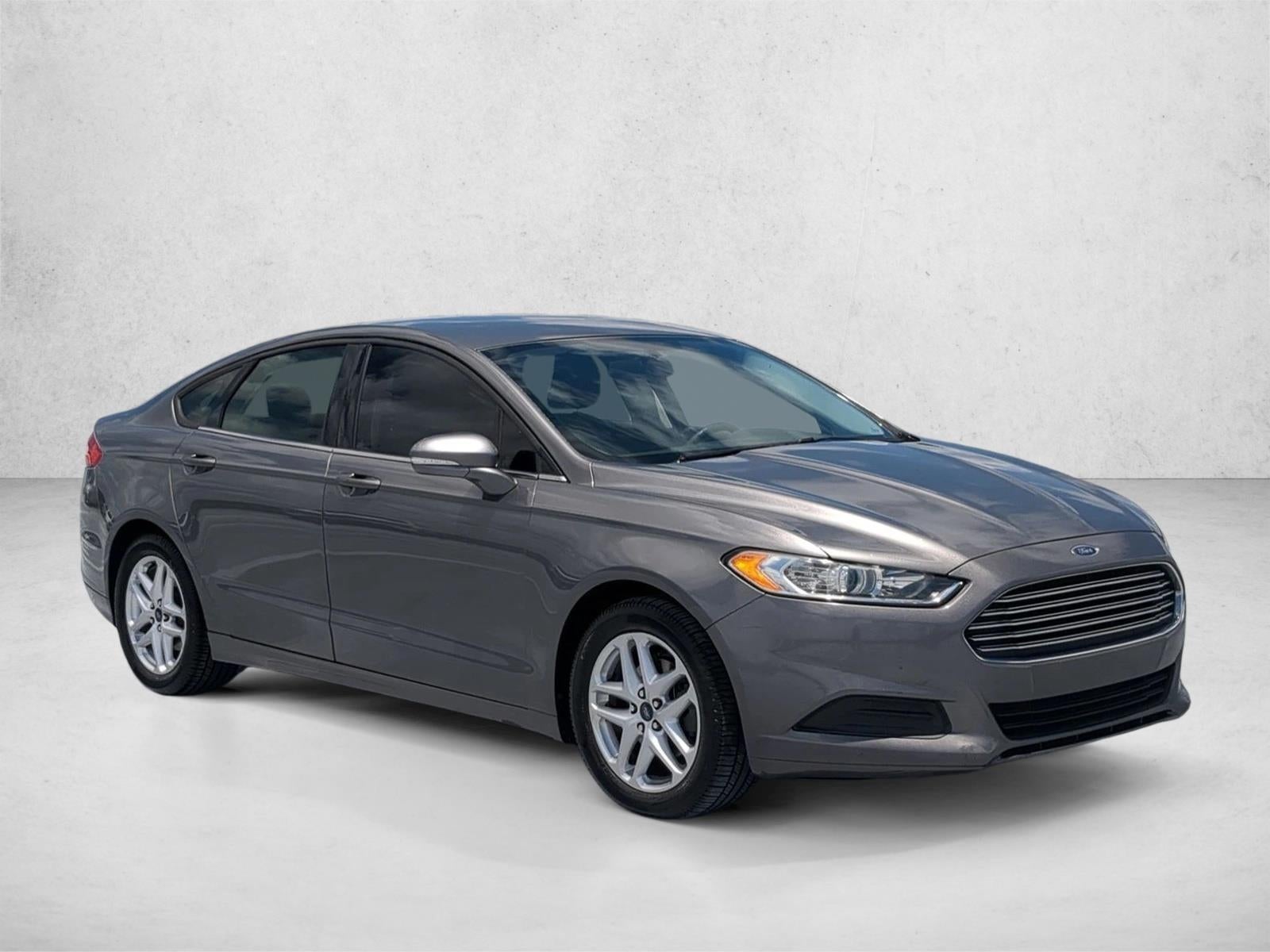 2013 Ford Fusion SE