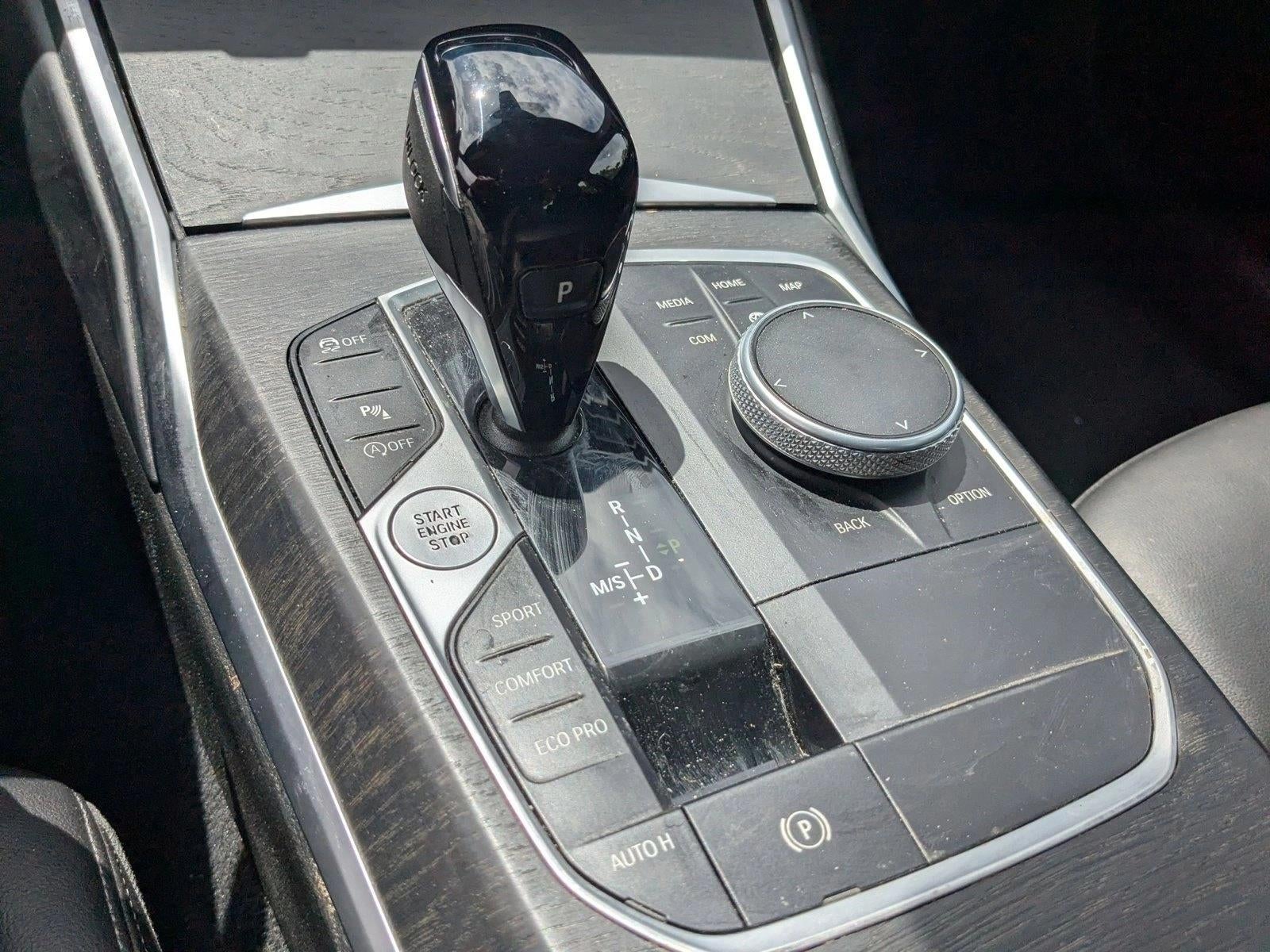 2022 BMW 330i 330i