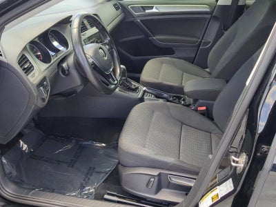 2017 Volkswagen Golf TSI S 4-Door