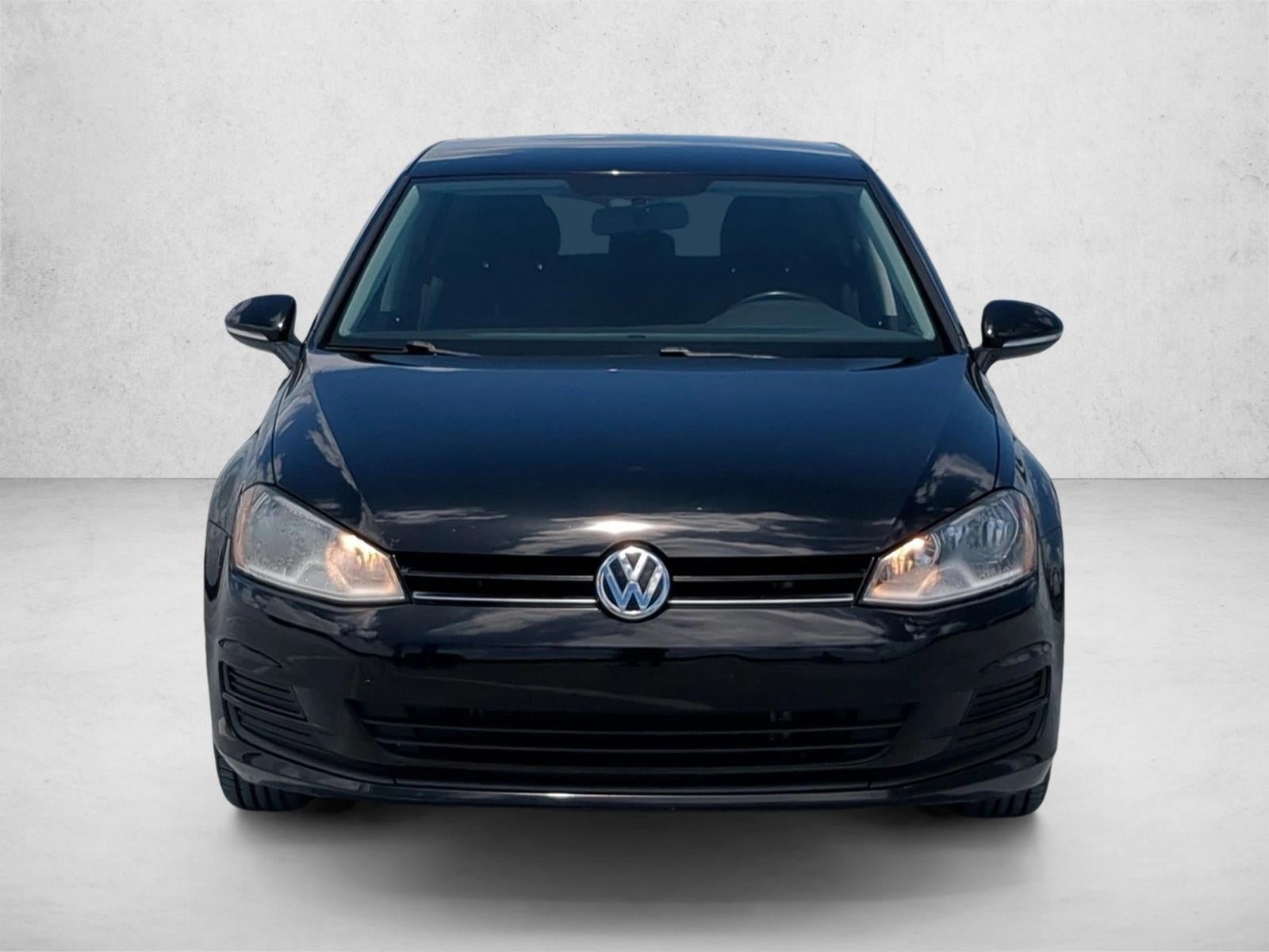 2017 Volkswagen Golf TSI S 4-Door