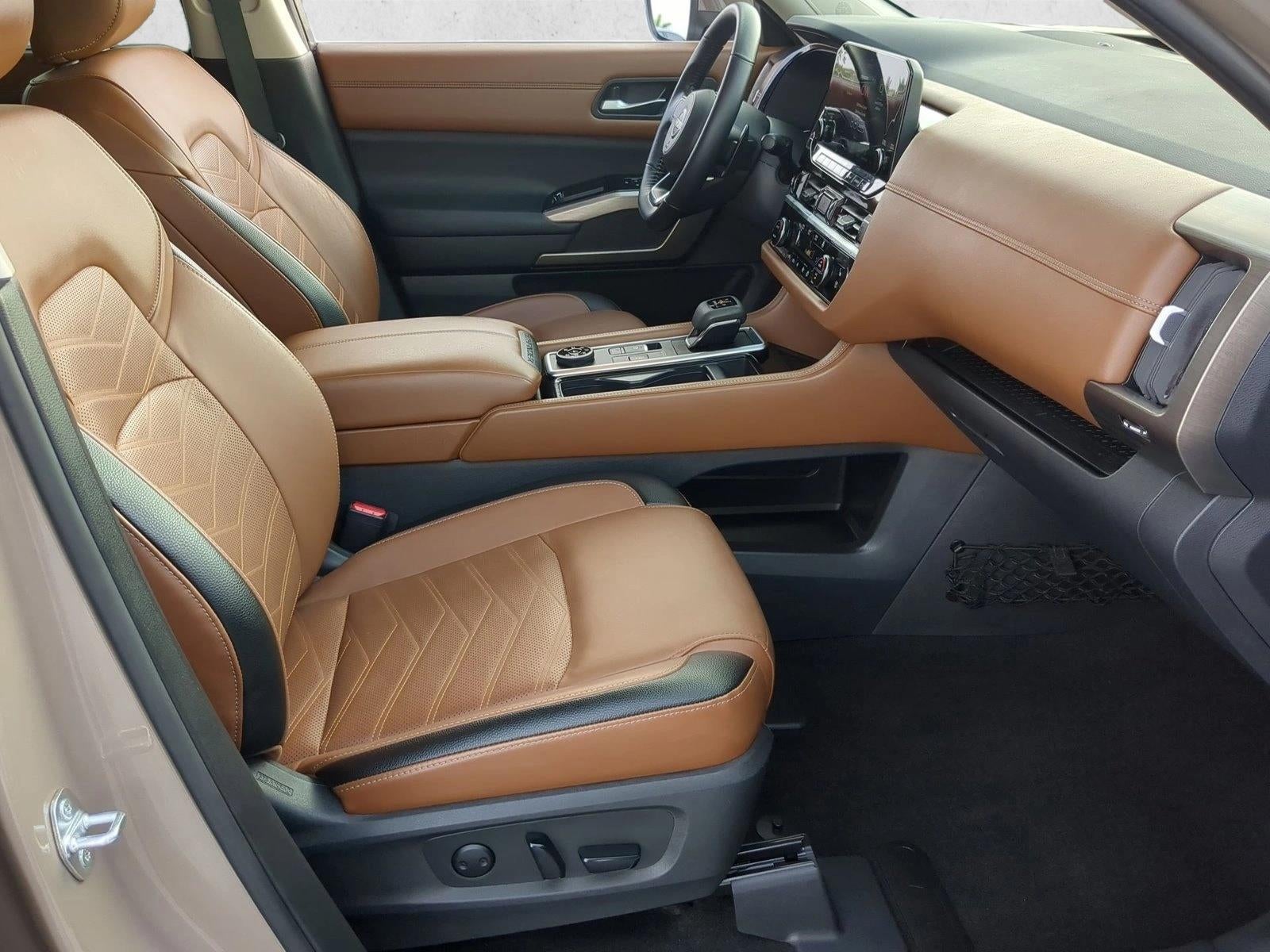 2023 Nissan Pathfinder Platinum 4WD