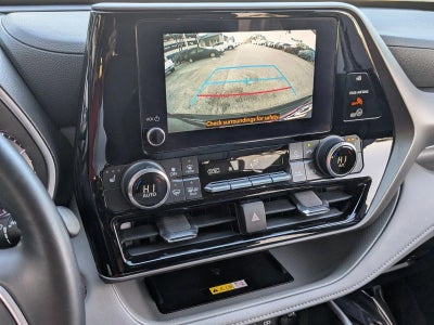 2023 Toyota Highlander Base