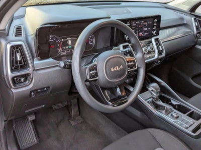 2022 Kia Sorento LX