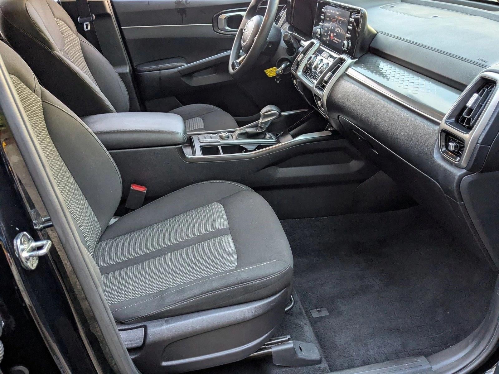 2022 Kia Sorento LX