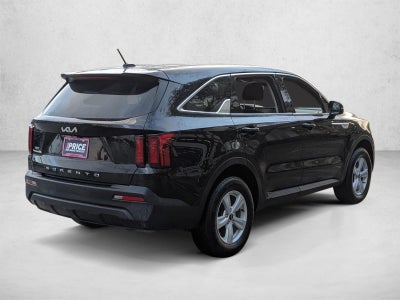 2022 Kia Sorento LX