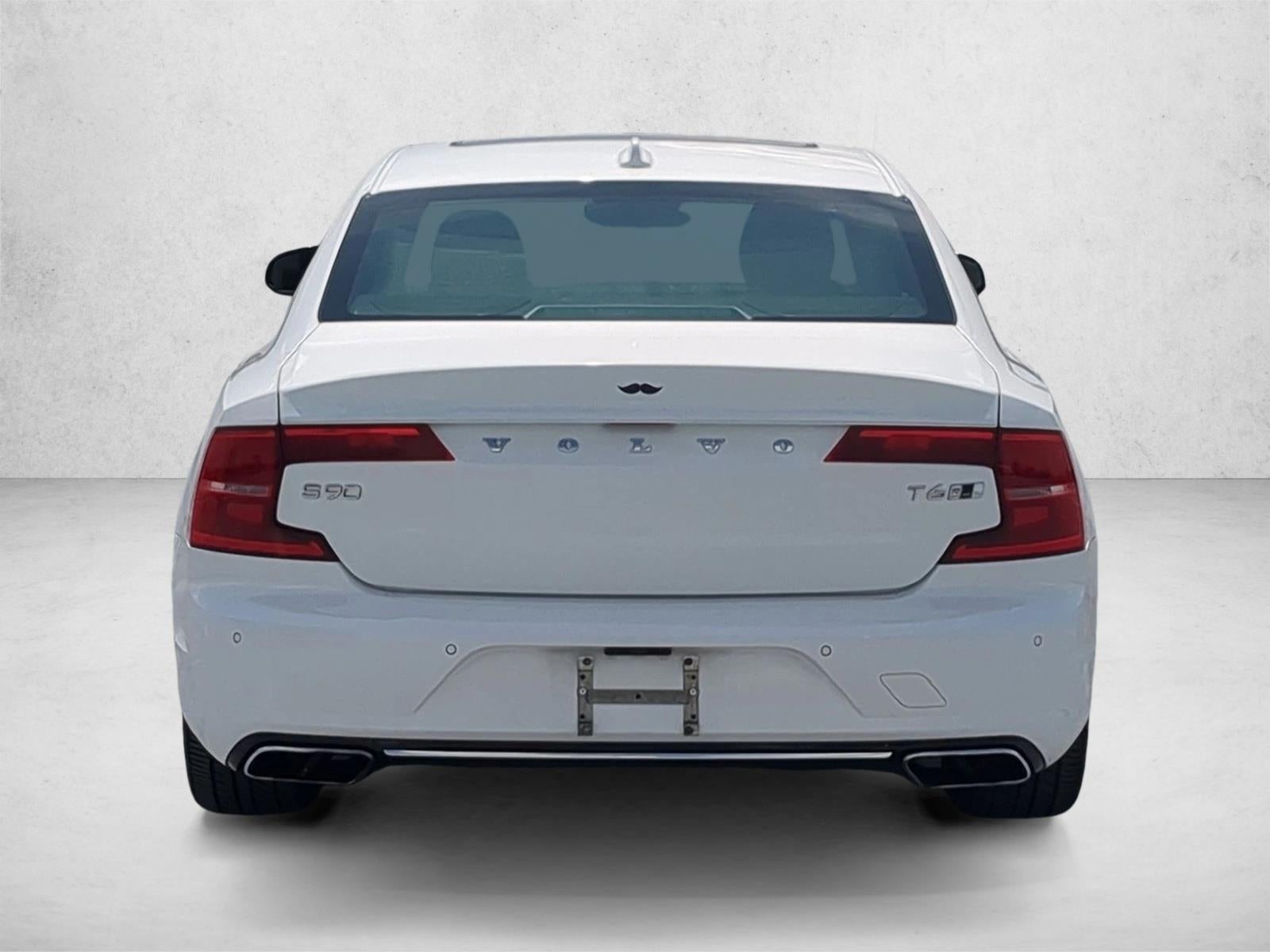 2020 Volvo S90 T6 R-Design