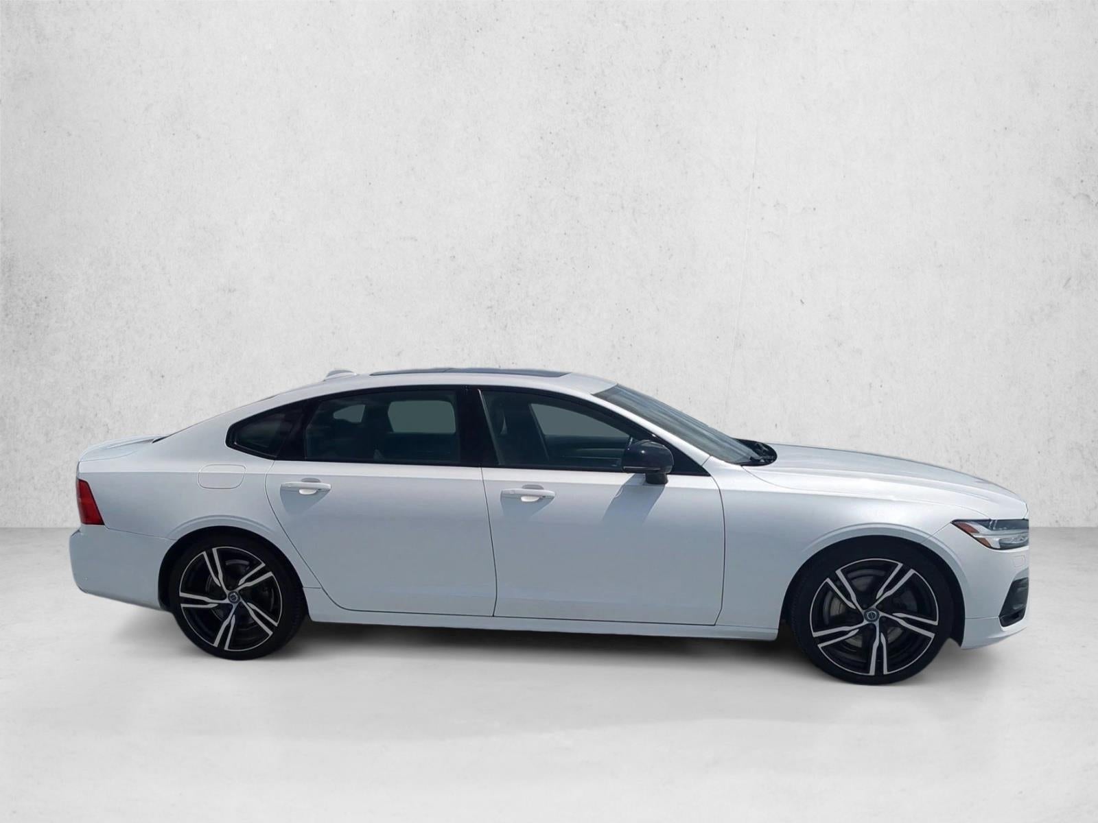2020 Volvo S90 T6 R-Design