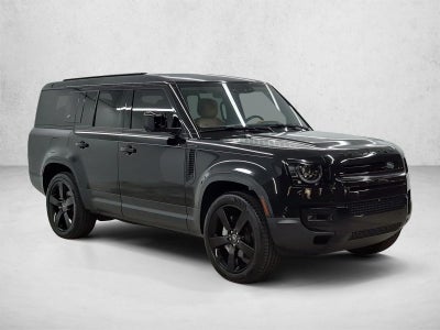 2023 Land Rover Defender 130 SE