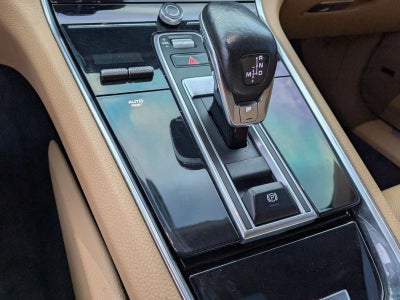 2018 Porsche Panamera Base
