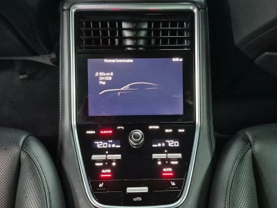 2017 Porsche Panamera Turbo
