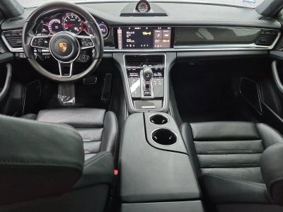 2017 Porsche Panamera Turbo