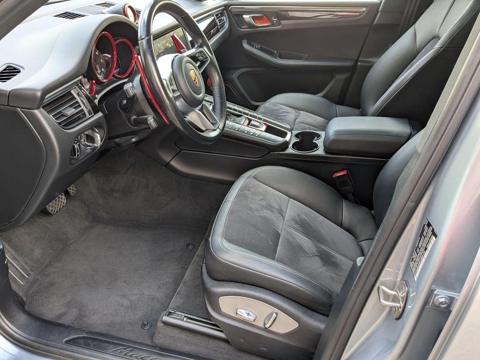 2021 Porsche Macan Base