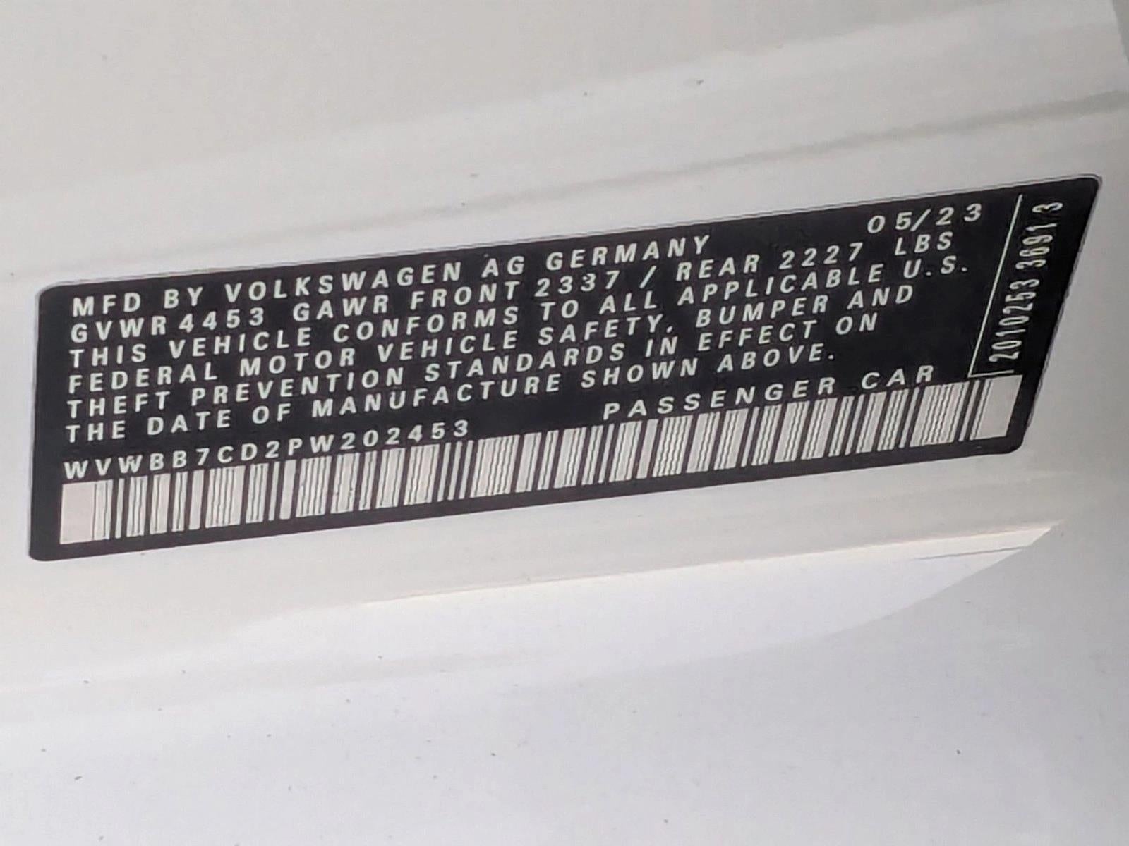 2023 Volkswagen Golf R 20th Anniversary Edition