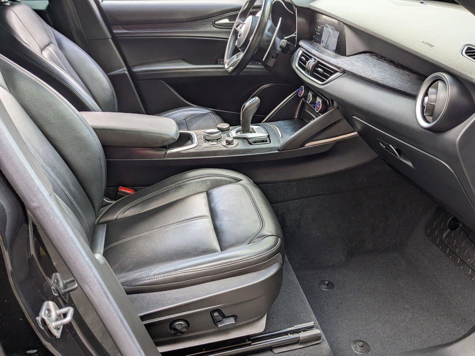 2023 Alfa Romeo Stelvio Sprint