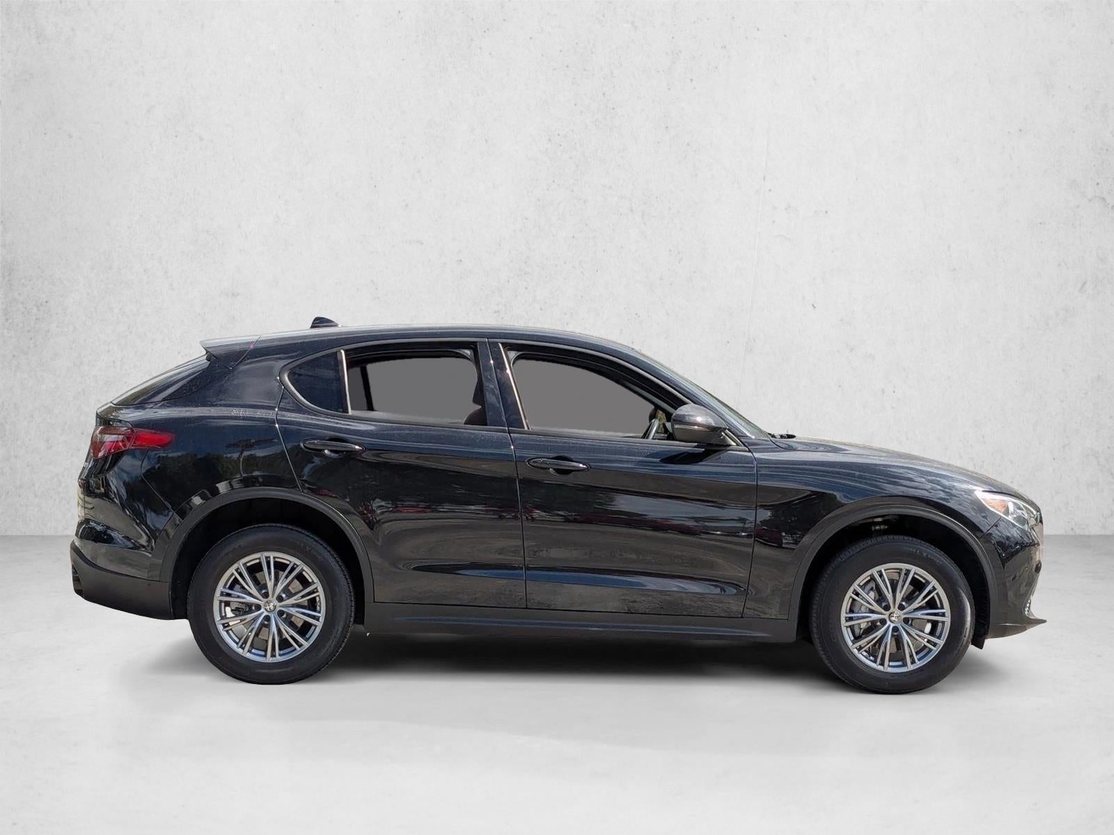 2023 Alfa Romeo Stelvio Sprint