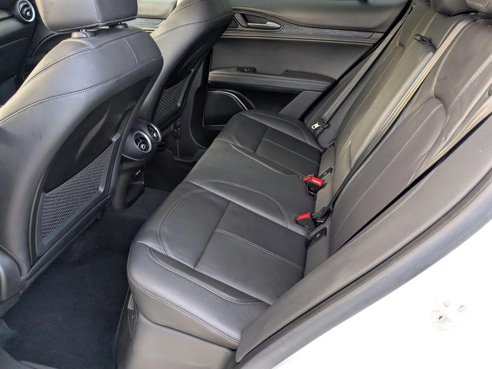 2021 Alfa Romeo Stelvio Base