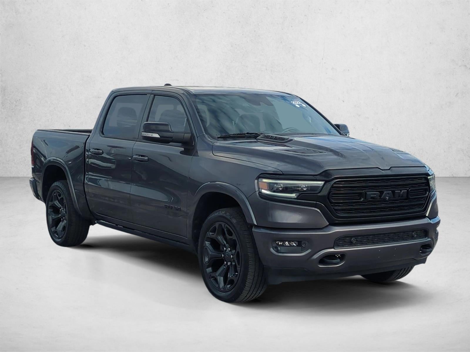 2022 RAM 1500 Limited Crew Cab 4x4 5'7" Box