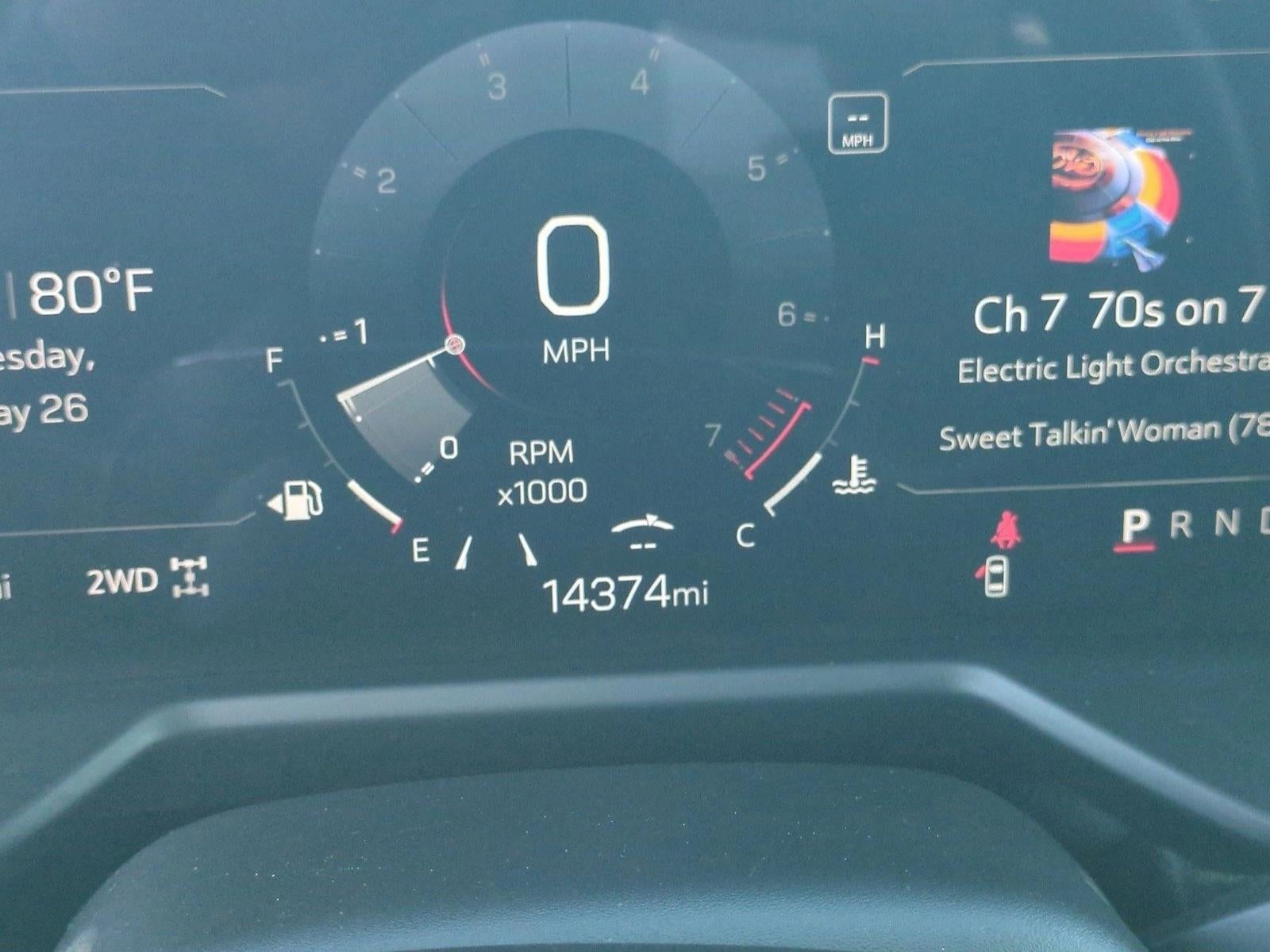 2025 GMC Acadia Elevation