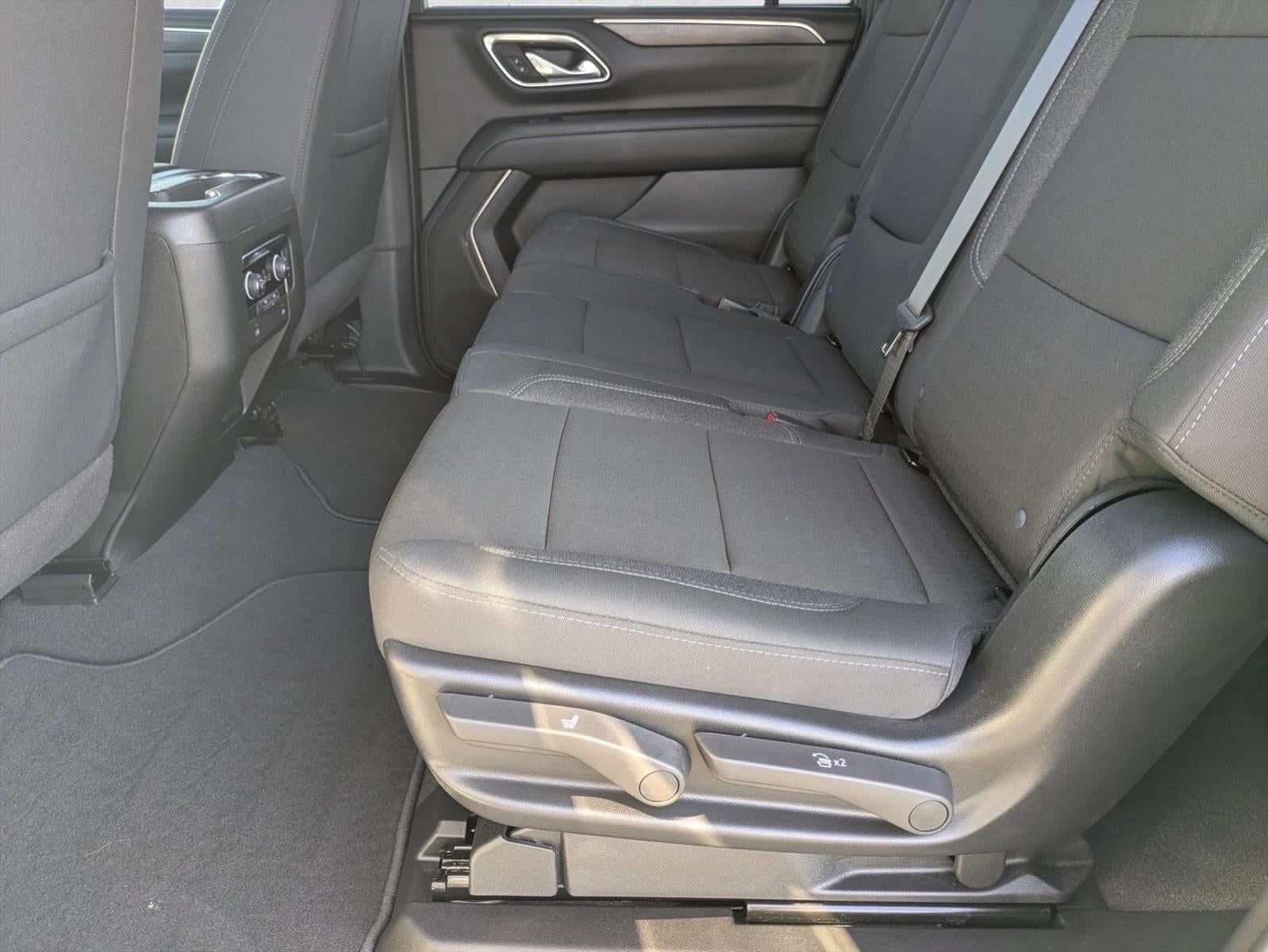 2024 Chevrolet Suburban LS
