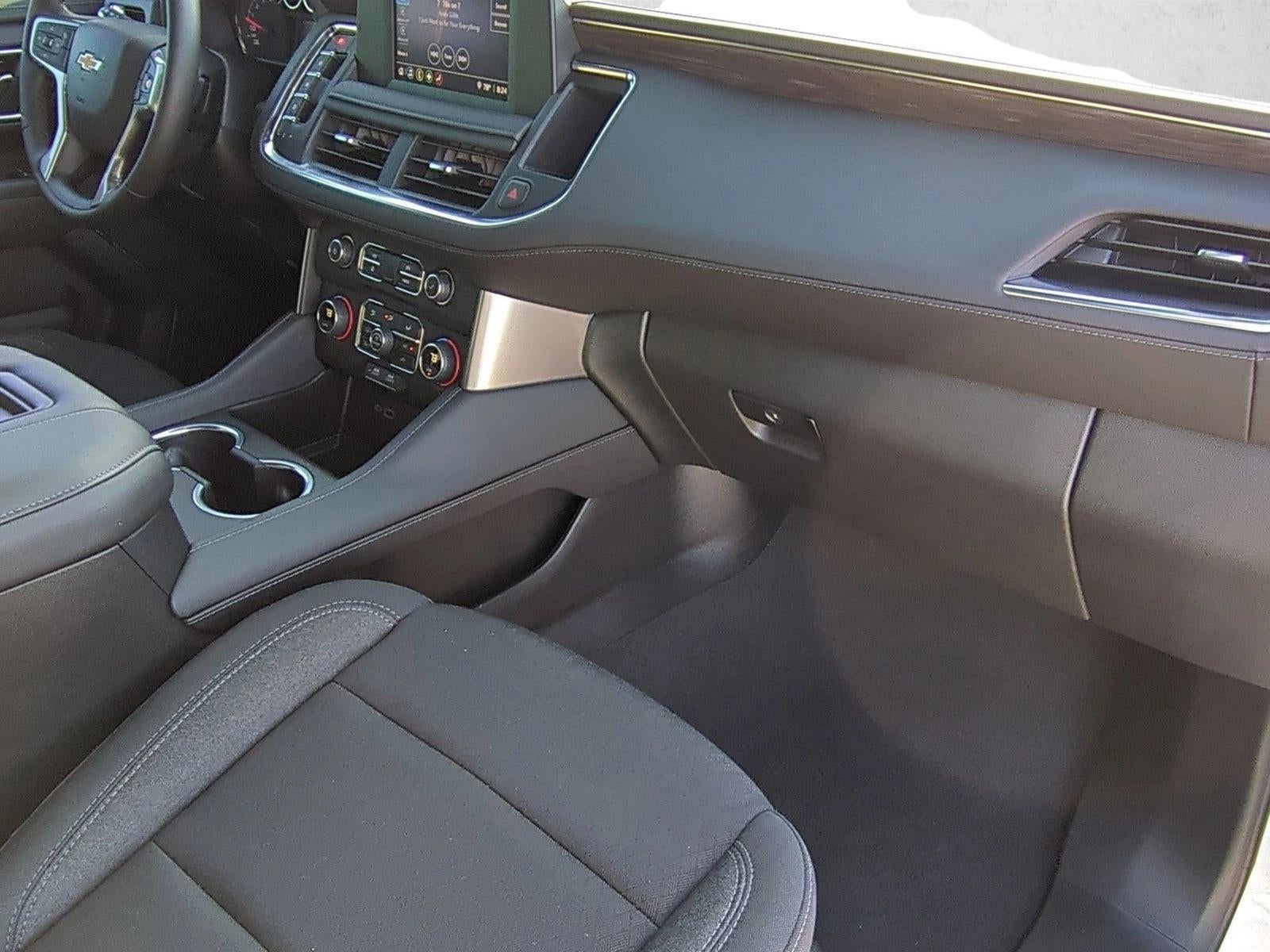 2024 Chevrolet Suburban LS