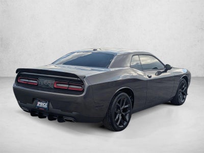 2022 Dodge Challenger SXT