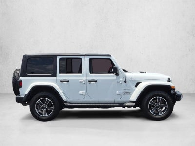 2023 Jeep Wrangler 4-Door Sahara 4x4