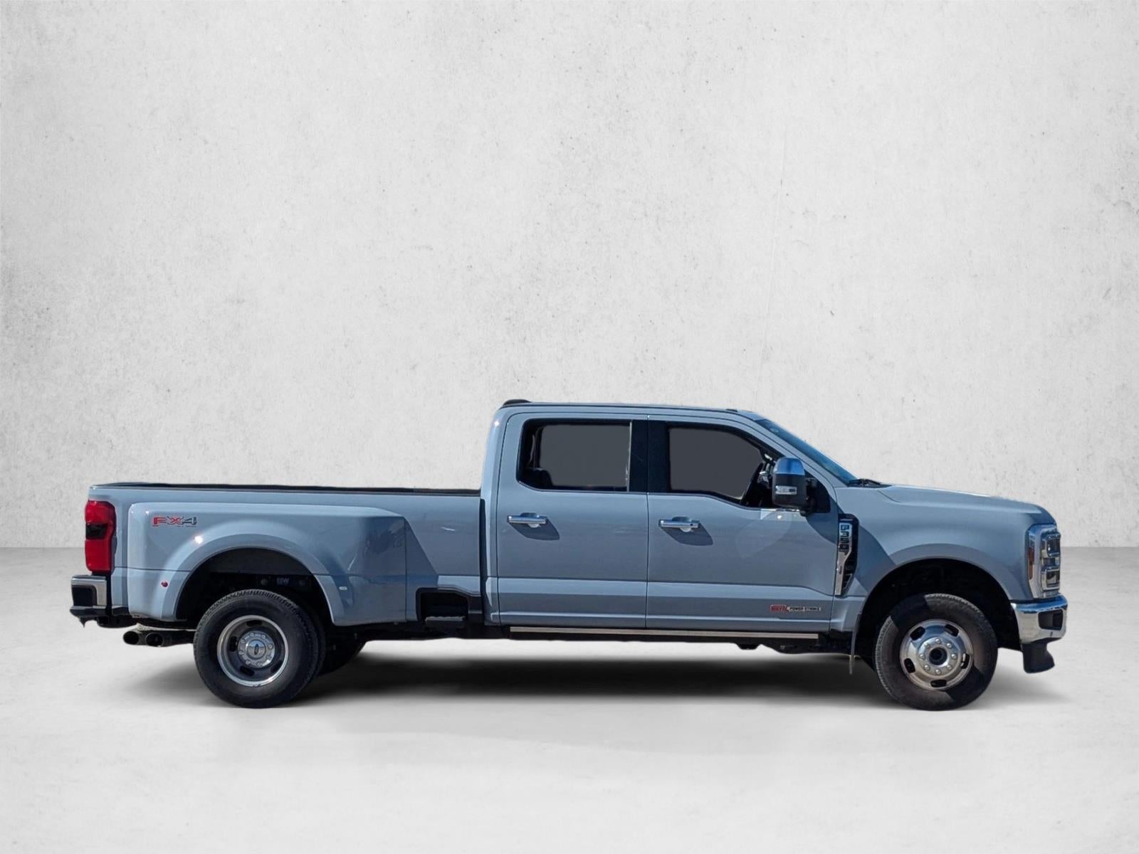 2024 Ford Super Duty F-350 DRW XL