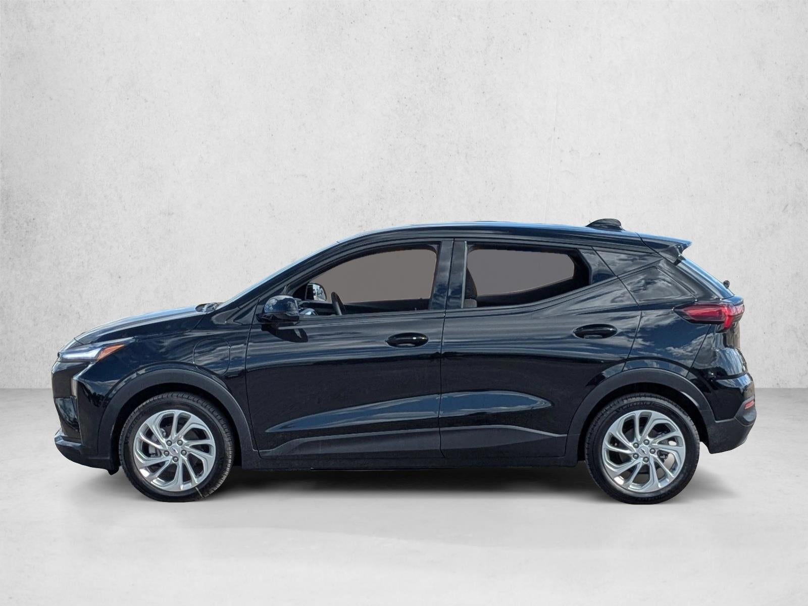 2027 Chevrolet Bolt LT - Photo 8